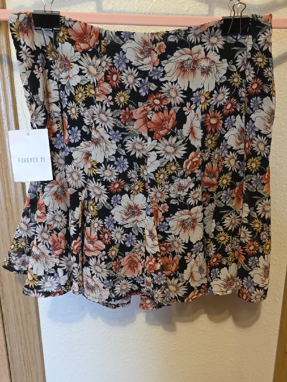 Forever 21 Black Floral Ruffle Mini Skirt